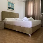 Vangjelis ホテル ヒマラ