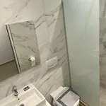 Vangjelis ヒマラ