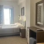 Vangjelis ホテル