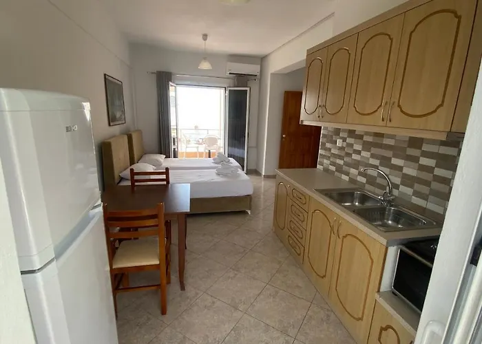 Hotel Vangjelis Himara