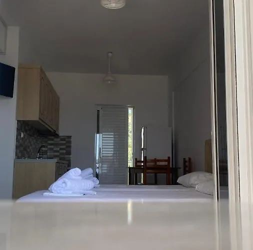 Hotel Vangjelis