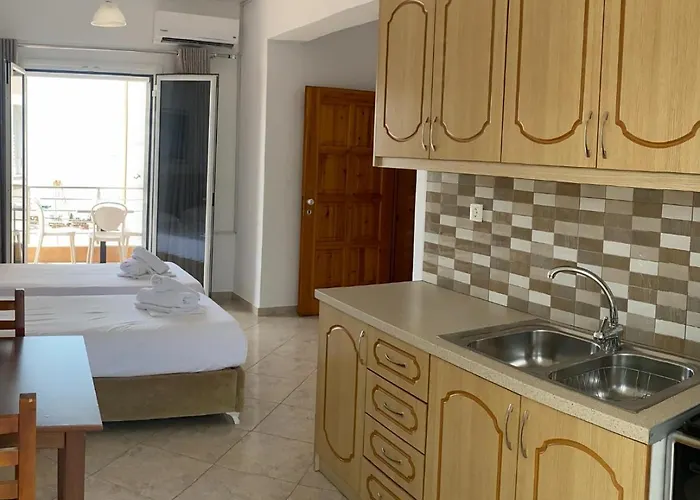 Hotel Vangjelis
