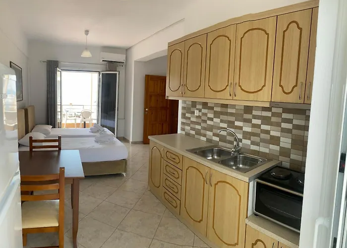 Hotel Vangjelis Himara