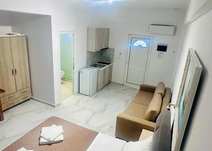 Hotel Vangjelis *