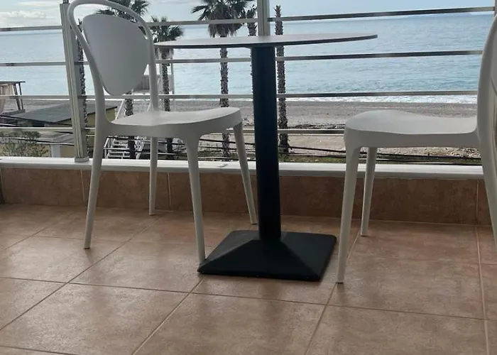 Vangjelis Himara