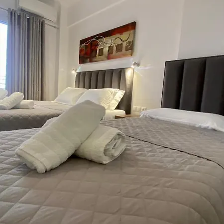 Vangjelis Hotel