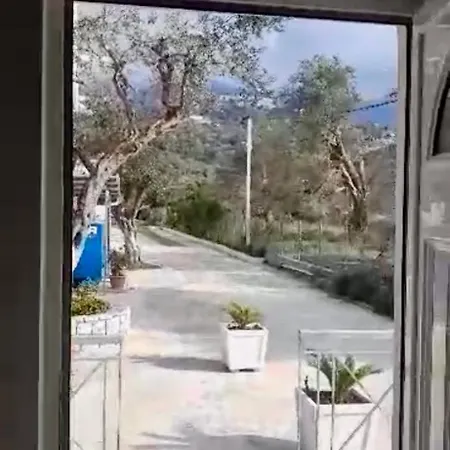 Hotel Vangjelis Himare