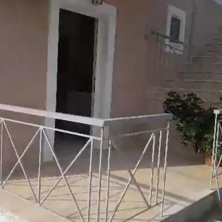 Vangjelis * Himare