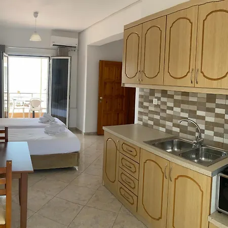 Hotel Vangjelis