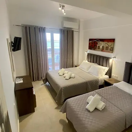 Hotel Vangjelis *