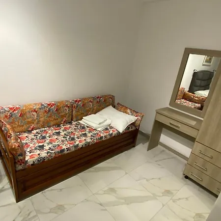 Hotel Vangjelis Himare