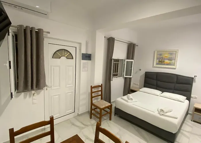 Vangjelis Otel Himarë